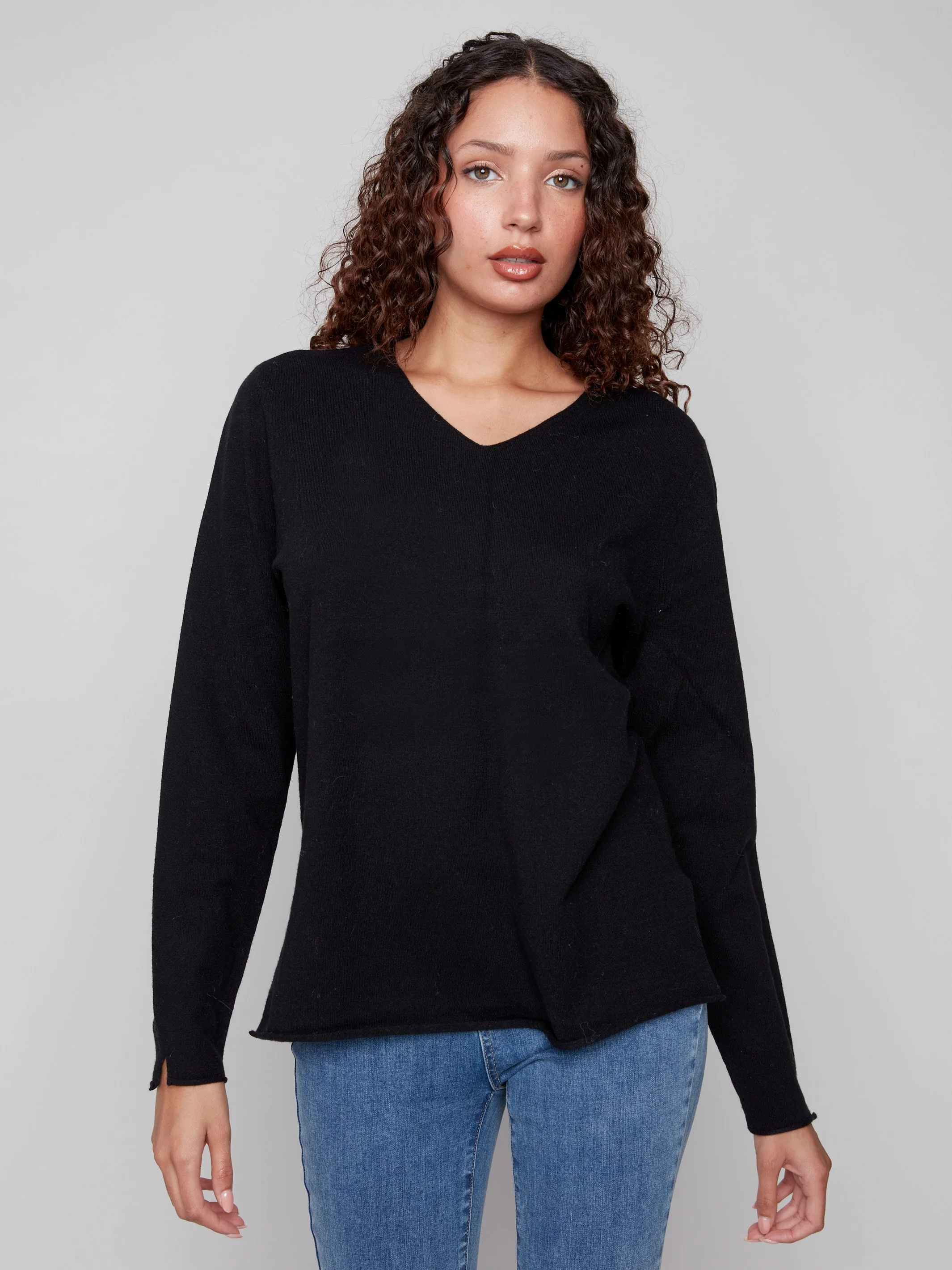 Basic V-Neck Sweater - Black - Image 4