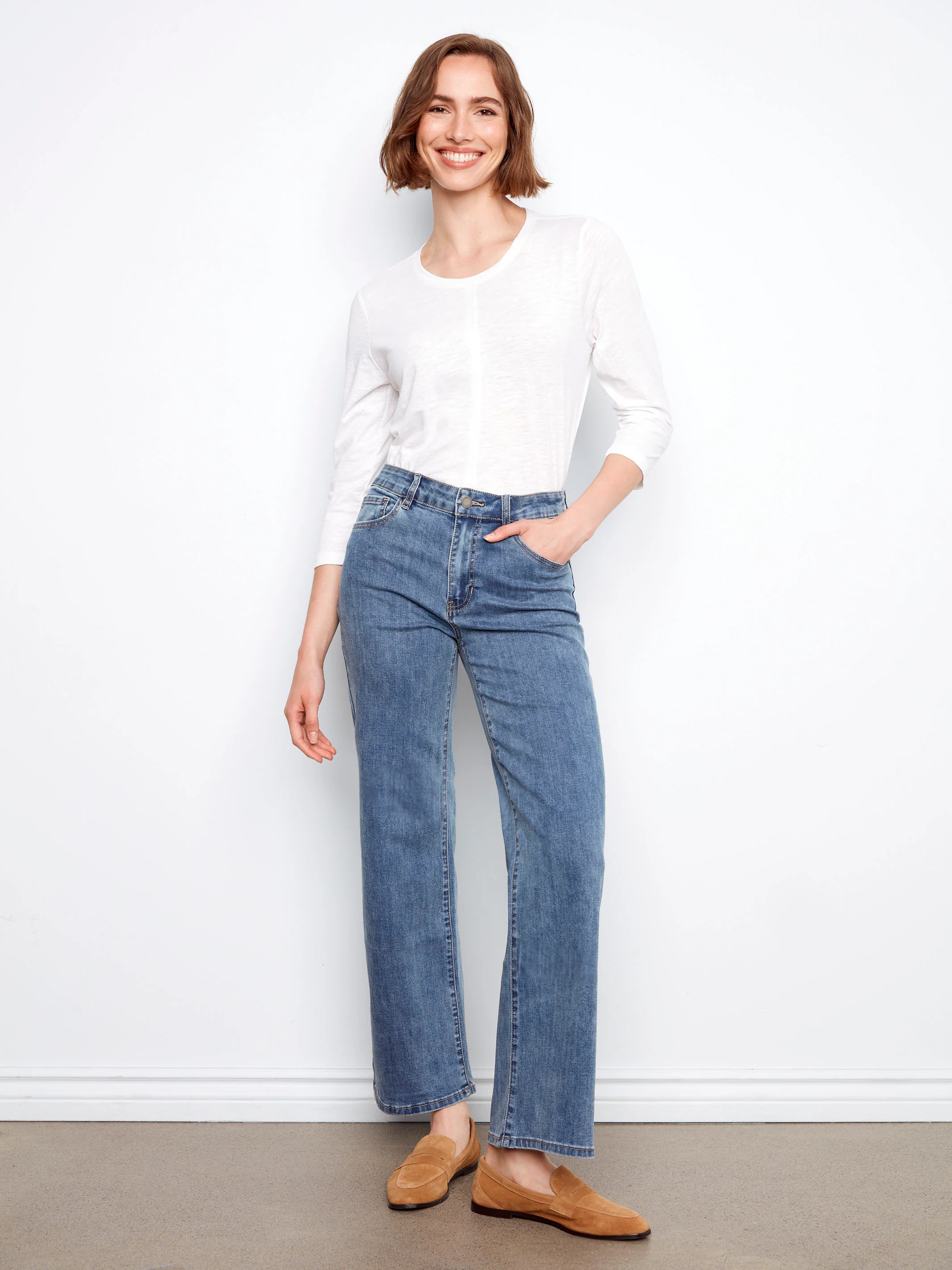 Chloe Wide Leg Jeans - Medium Blue - Image 4
