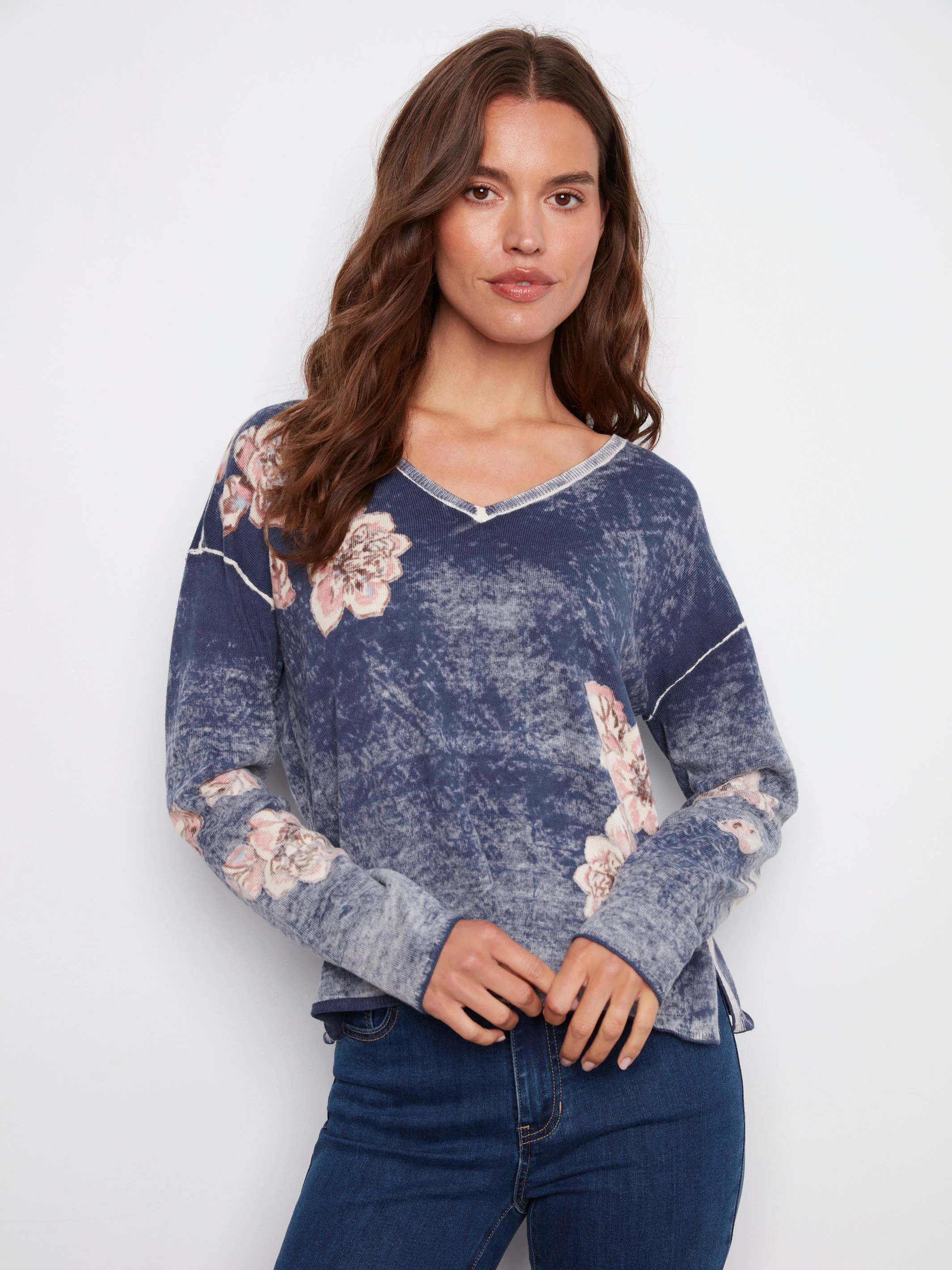 Reversible Floral V-Neck Sweater - Denim - Image 5